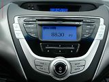 Hyundai Elantra (2011) 1.6i 16V, ČR, AC, tempo - náhled 16