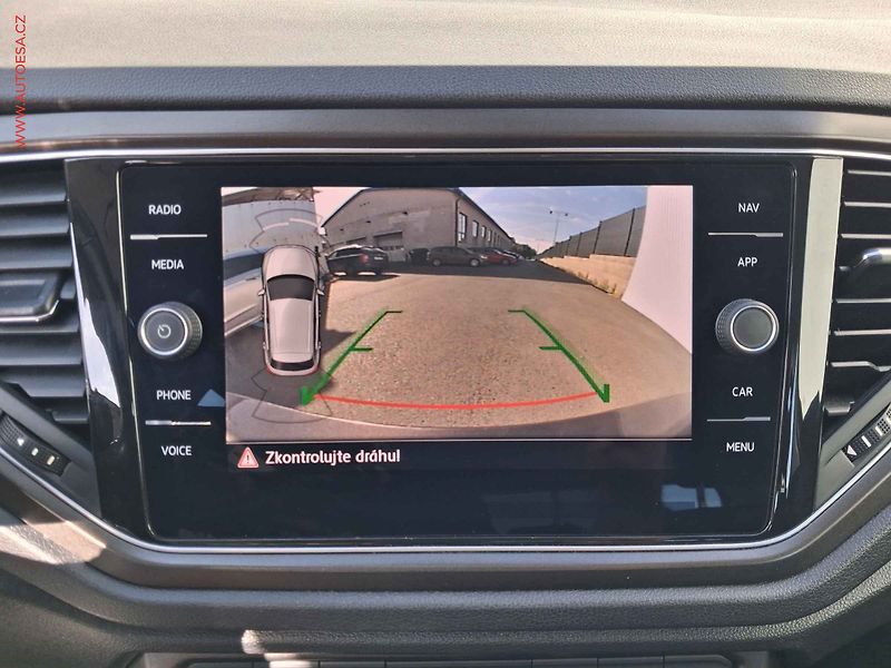 Volkswagen T-Roc (2018) 1.5 TSi, Comfortline, navi - fotka 18 z 18