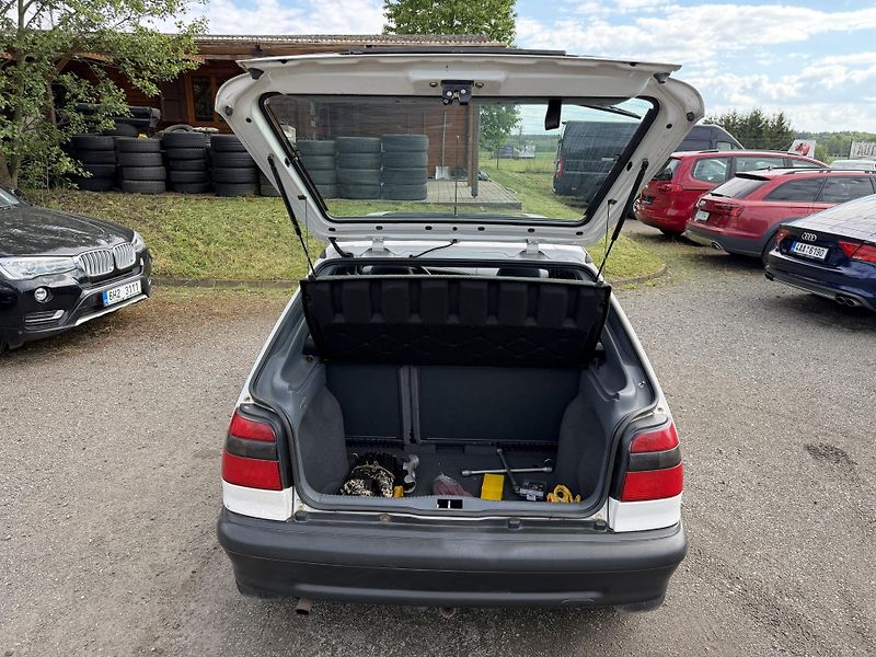 Škoda Felicia 1.3i - fotka 9 z 15