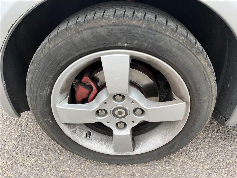 Smart Forfour 1,3 i AUTOMAT PANORAMA KLIMA - fotka 31 z 35