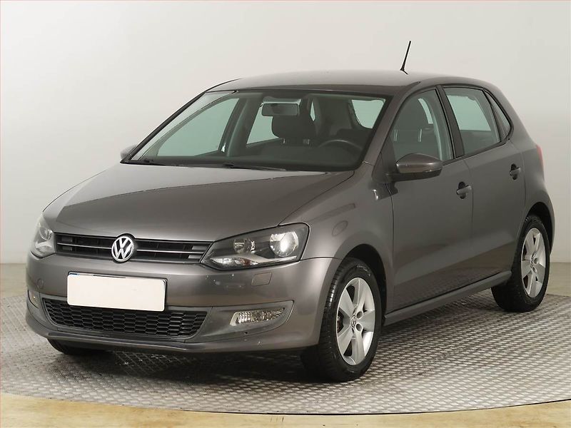 Volkswagen Polo (2009) 1.4, Vyhř. sedaček - fotka 2 z 15