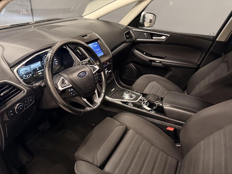 Ford S-MAX (2023) 2.5 Hybrid,REZERVOVÁNO - fotka 24 z 46
