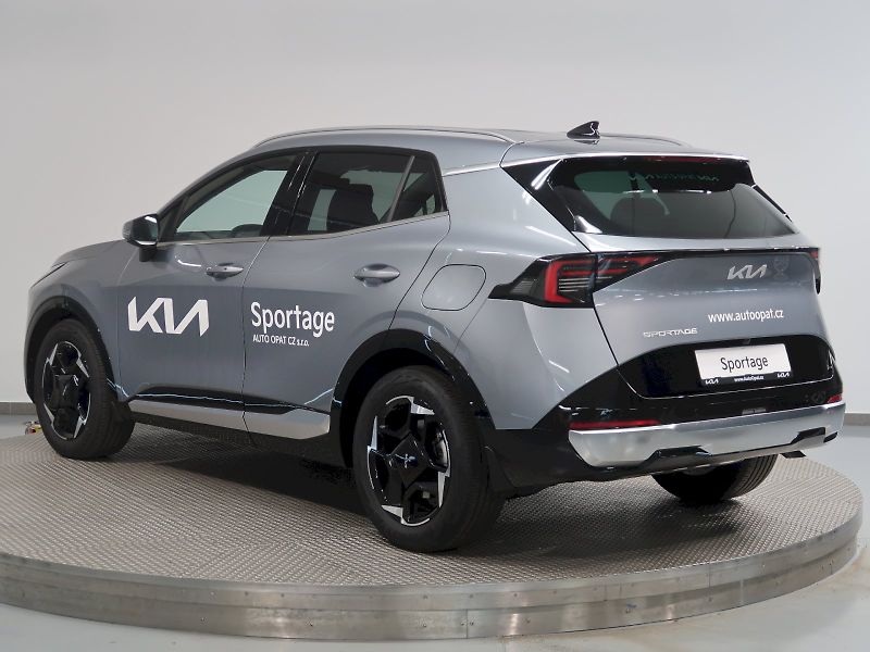 Kia Sportage (2025) TOP 1.6T-GDI DCT 110KW - fotka 7 z 34