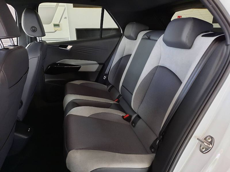 Volkswagen ID.3 (2021) Pro S (150kW/77kWh) - fotka 9 z 27