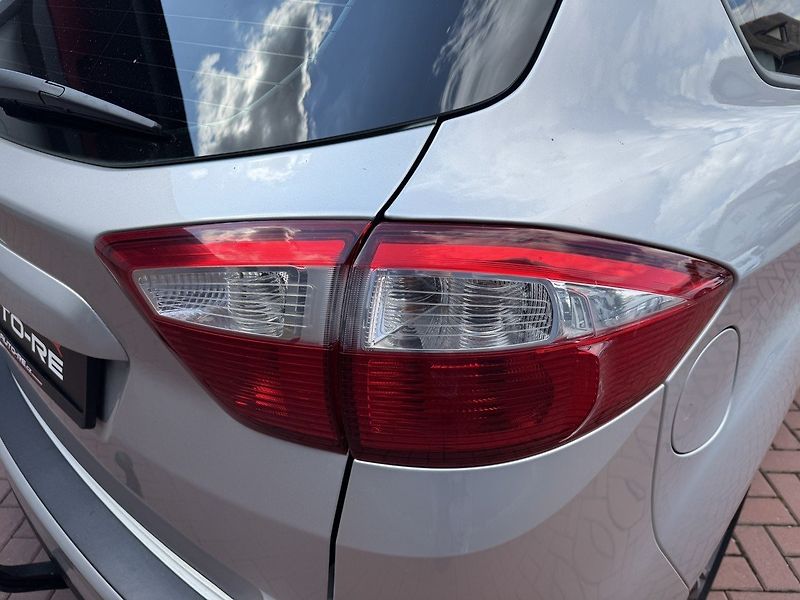 Ford C-MAX (2011) 1.6 Ti-VCT Klima Tažné - fotka 41 z 49