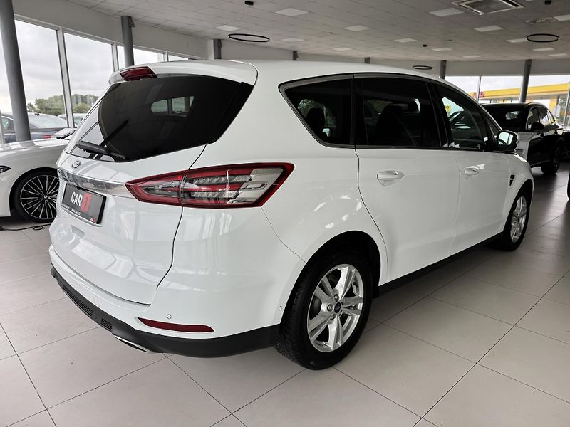 Ford S-MAX 2,0TDCi EB*140kW*AT8*Titanium - fotka 5 z 35