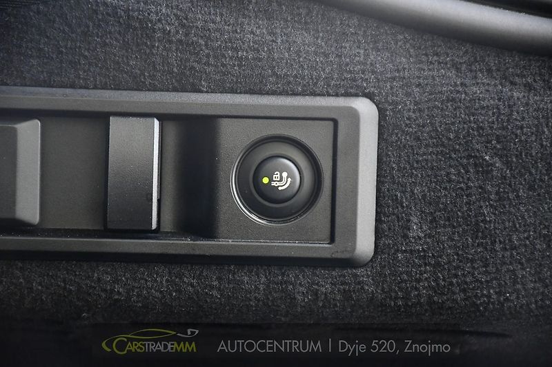 BMW Řada 4 420d xD NTOP TAŽNÉ HUD ČR 1.M - fotka 49 z 57
