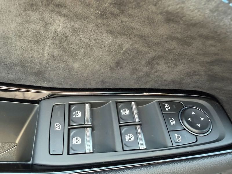 Renault Austral (2026) esprit Alpine full hybrid E-Te - fotka 19 z 25