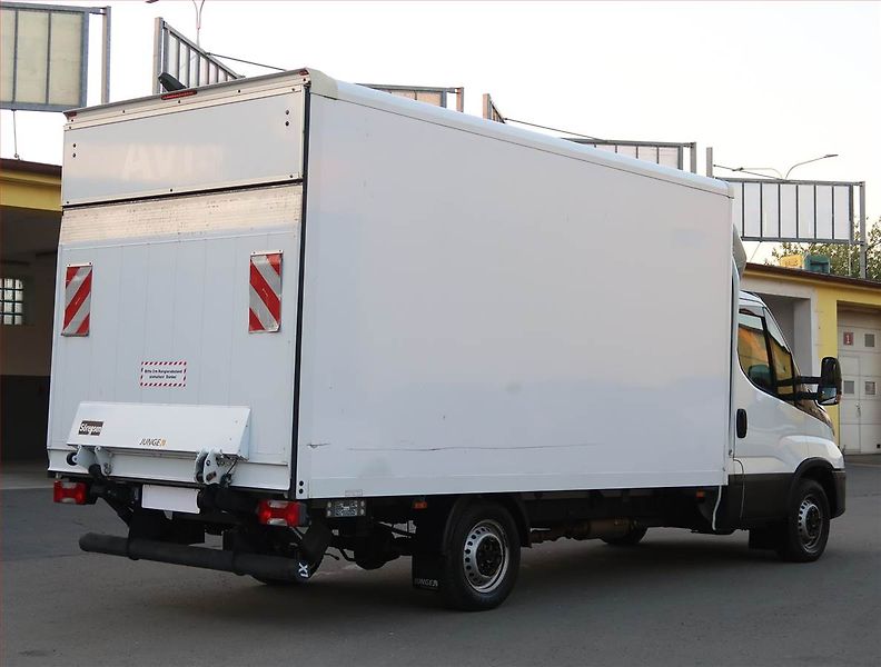 Iveco Daily (2022) 2.3 HPT, Skříň, 19m3 - fotka 5 z 17