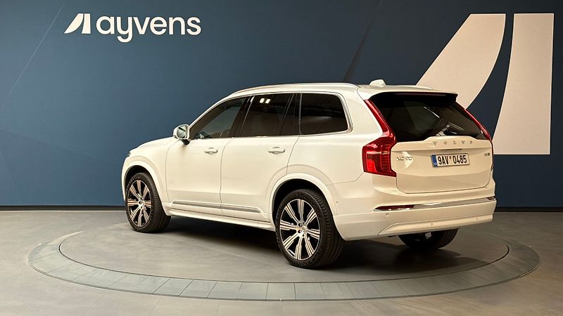 Volvo XC90 B5 AWD diesel Plus Bright Auto - fotka 3 z 22