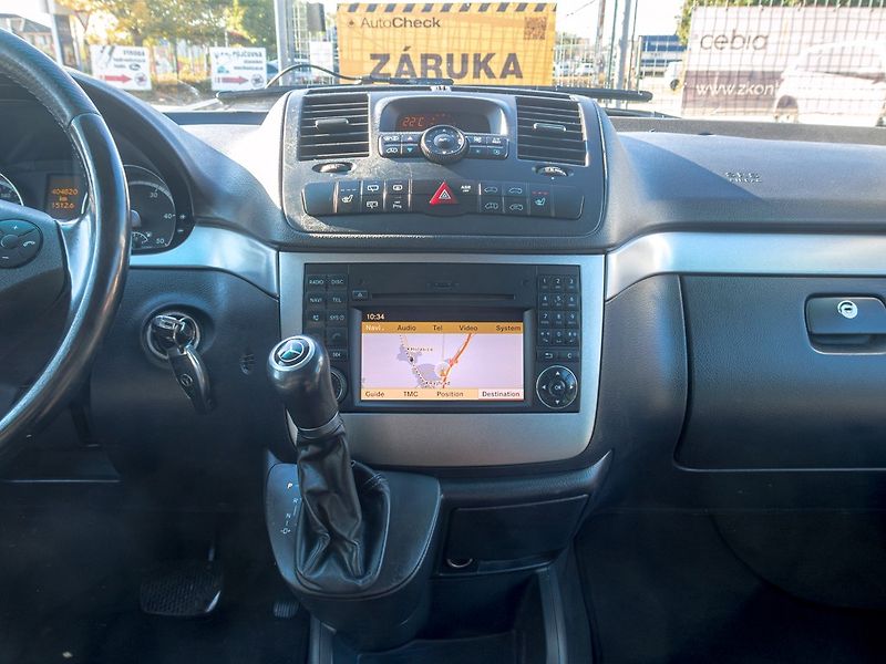 Mercedes-Benz Viano (2011) 3.0CDI 165KW NAVI – 8 SEDADEL - fotka 23 z 44