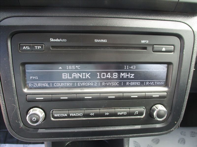 Škoda Fabia 1,2 TSI, digiklima,servis,tažn - fotka 18 z 34