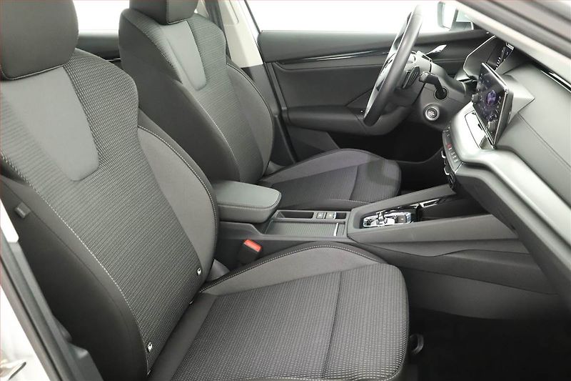 Škoda Octavia (2022) Ambition 1.0 TSI e-tec - fotka 14 z 16