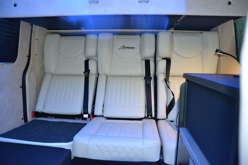Mercedes-Benz Sprinter Sprinter 319  Camper V6 4x4 - fotka 73 z 86