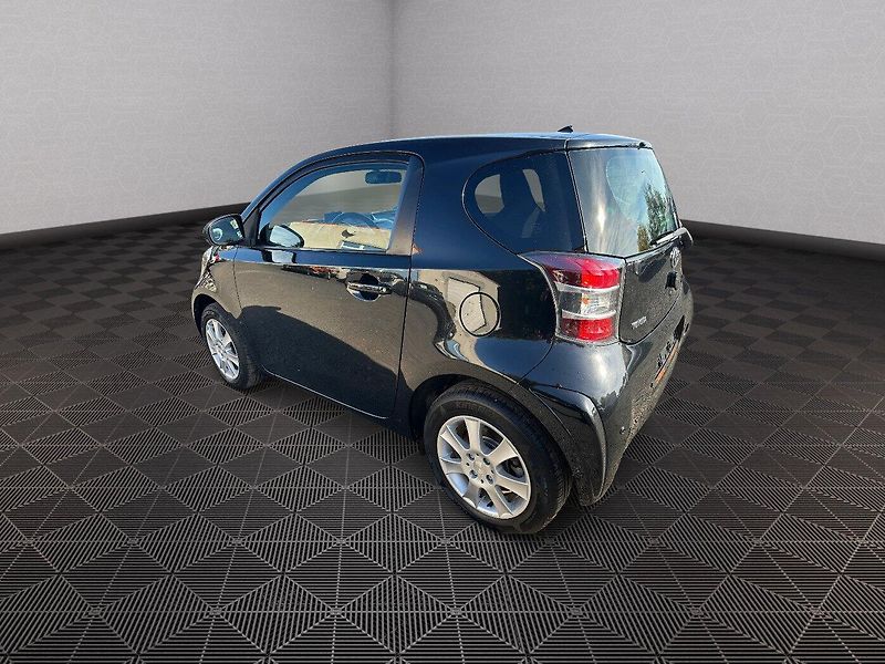 Toyota iQ (2010) 1,0 50Kw  Automat - fotka 5 z 18