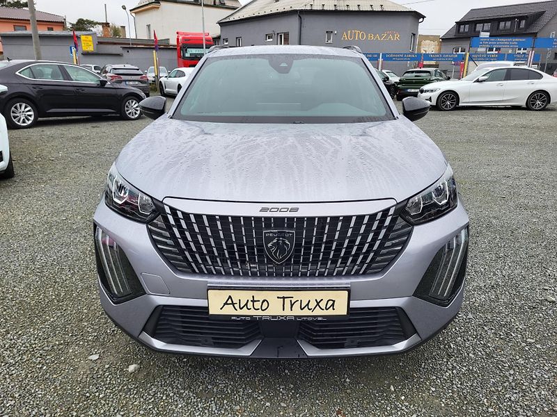 Peugeot 2008 1.2 PureTech 130k AUTOMAT - fotka 33 z 45