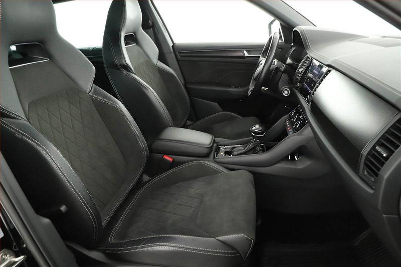 Škoda Kodiaq (2023) 2.0 TDI - fotka 7 z 20