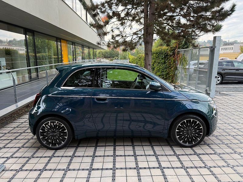 Fiat 500 LaPrima 42kWh JBL - fotka 33 z 34