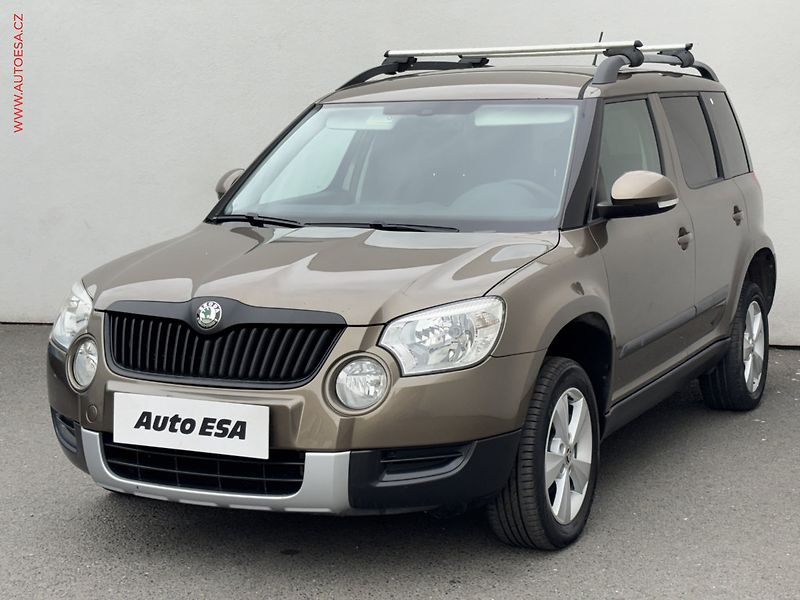 Škoda Yeti (2011) 2.0tdi 4x4, ČR, AC, výhřev - fotka 3 z 16