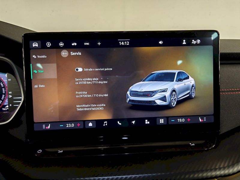 Škoda Octavia (2025) 2.0 TSI 195 kW DSG RS - fotka 16 z 32