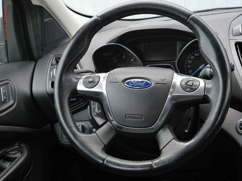 Ford Kuga (2013) 2.0 TDCi, AC, tempo - fotka 11 z 19