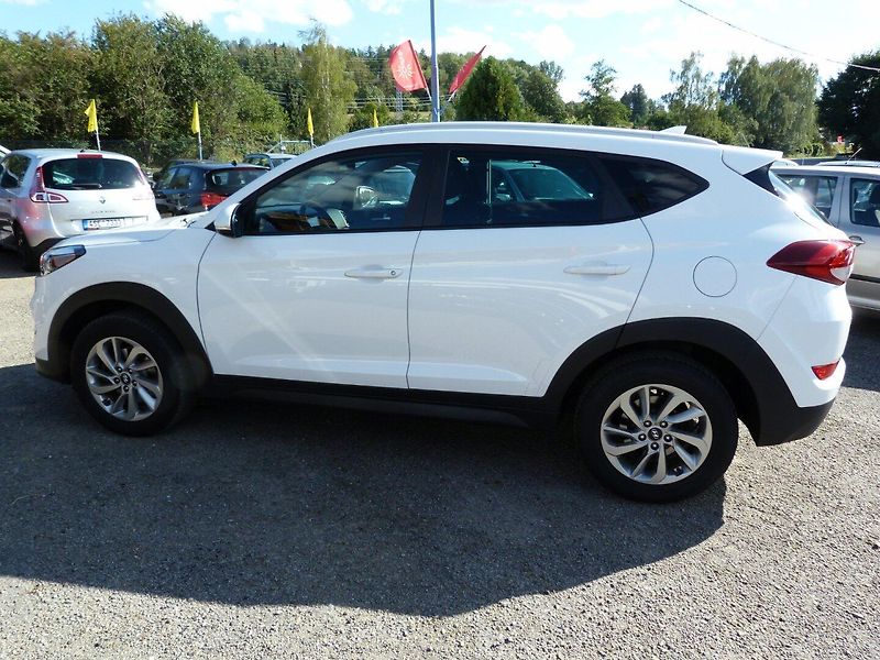 Hyundai Tucson 1.6 GDI Classic blue - fotka 8 z 26