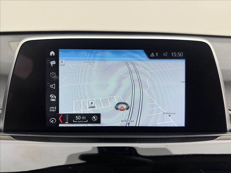 BMW X1 2,0 18d AUTOMAT SERVIS ČR - fotka 24 z 44