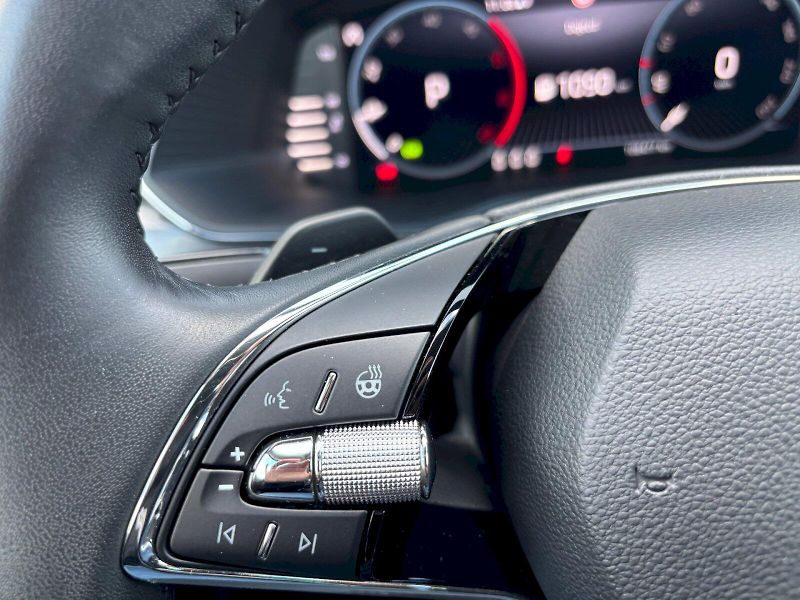 Škoda Superb (2023) 2.0 TDI 110kW DSG Style Extra, - fotka 12 z 35