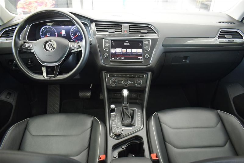 Volkswagen Tiguan 2,0 TDI, DSG,Head Up,Virtual, - fotka 18 z 55
