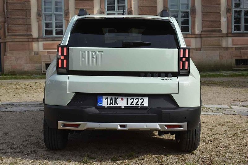 Fiat Grande Panda bude pro dvou až tříčlenné rodiny dobrým společníkem.