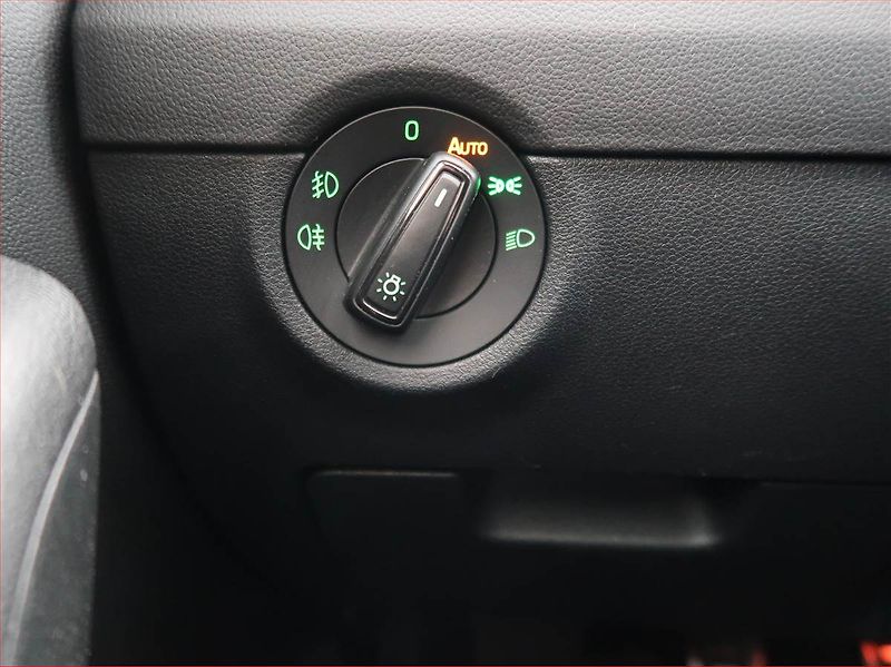 Škoda Octavia (2014) RS 2.0 TDI, Kůže, Navi - fotka 14 z 14