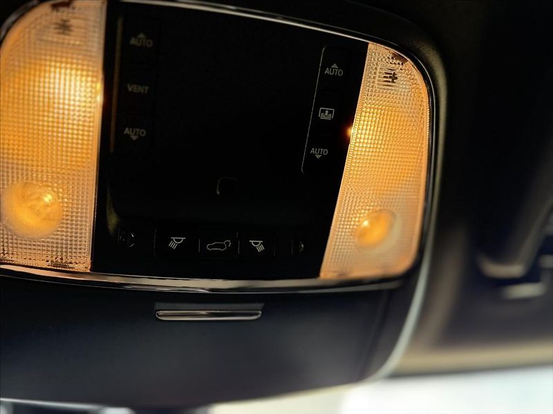 Jeep Grand Cherokee 3,0 CRD SUMMIT H&K awd záruka - fotka 36 z 42