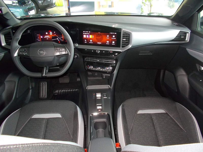 Opel Mokka (2026) Edition Hybrid 1.2 TURBO (107 - fotka 12 z 30