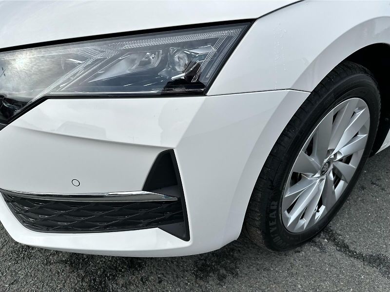 Škoda Octavia 1,5 TSI / 110 kW TOP Selection - fotka 19 z 25