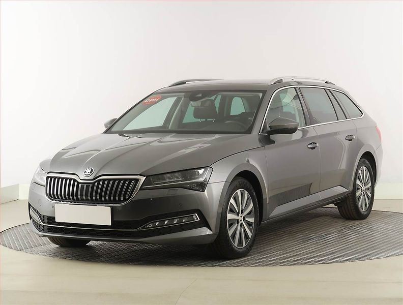 Škoda Superb (2023) Style 2.0 TDI, digi klima - fotka 2 z 29