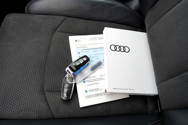 Audi Q8 55 TFSI Q/21kola/S-line/B&O - fotka 44 z 44