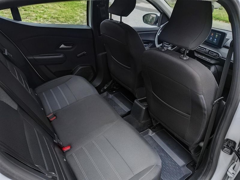Dacia Sandero (2021) 1.0 TCe LPG Comfort, 1.majitel - fotka 12 z 24