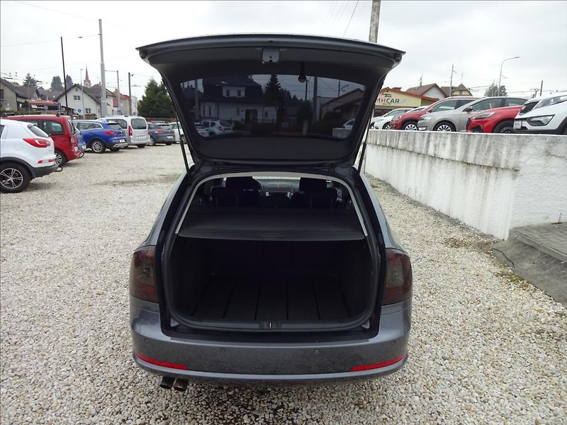 Škoda Octavia 1.8 TSI SPORT   GO MOTORU - fotka 24 z 57