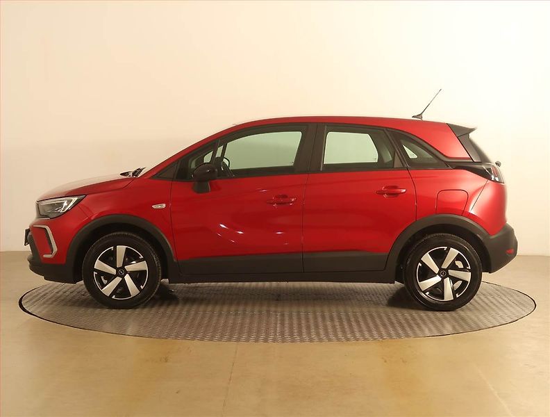 Opel Crossland X (2024) Smile 1.2 Turbo, Serv.kniha - fotka 3 z 18