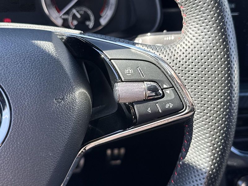 Škoda Scala (2022) 1.0 TSI Monte Carlo - fotka 15 z 30