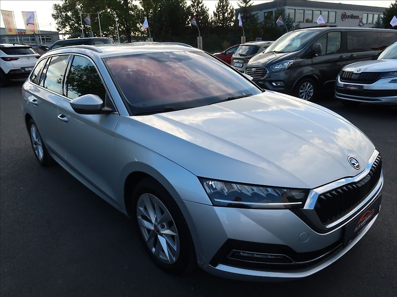 Škoda Octavia 2,0 TDi,Style,1majČR,Serv.,DPH - fotka 2 z 27