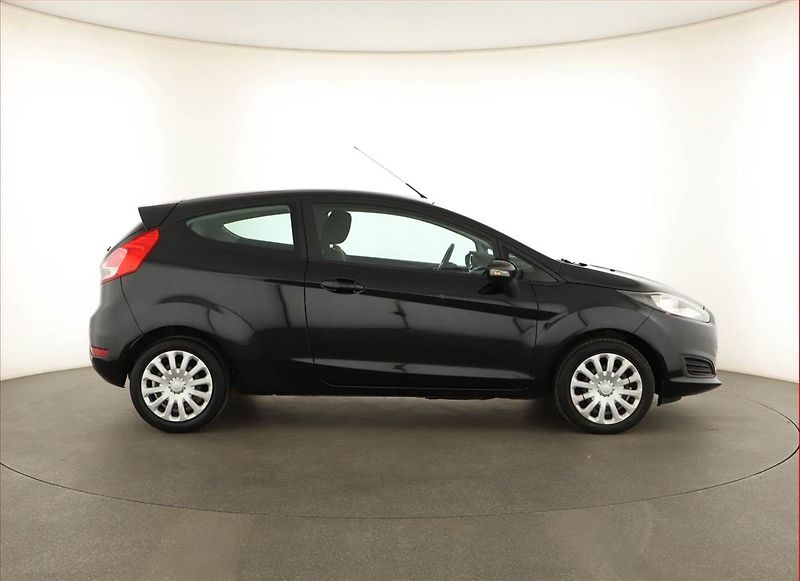 Ford Fiesta (2015) 1.0 EcoBoost, ČR,1.maj - fotka 6 z 12