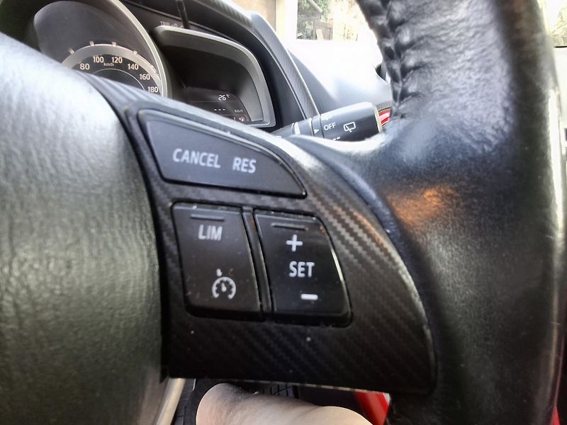 Mazda 2 1.5 benzin  - fotka 35 z 41
