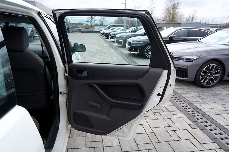 Ford Focus 1.8 TDCI/klima/stereo/nová STK - fotka 16 z 35
