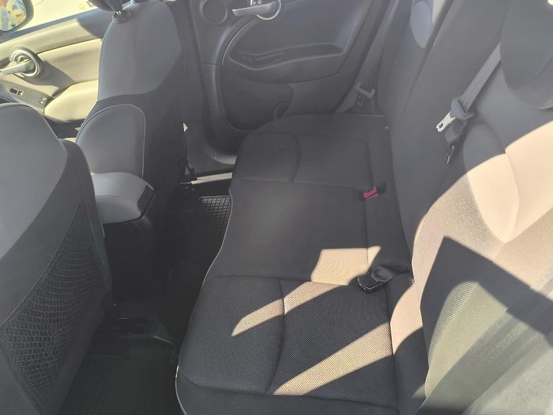 Fiat 500X (2015) 1.6 E-Torq 110k Plus - fotka 35 z 43