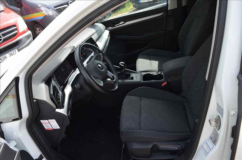 Volkswagen Golf (2021) KOMBI 1,0 TSI - fotka 14 z 20