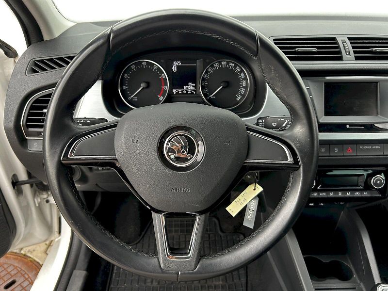 Škoda Fabia (2018) Combi 1.0 TSI 70kW MP5 Ambitio - fotka 8 z 31