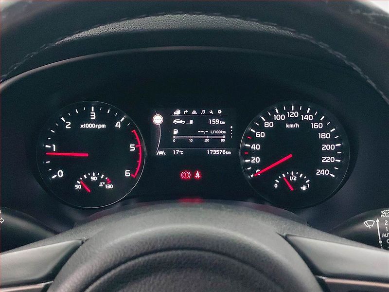 Kia Sportage (2018) Exclusive 1.7 CRDi, Serv.kniha - fotka 11 z 21