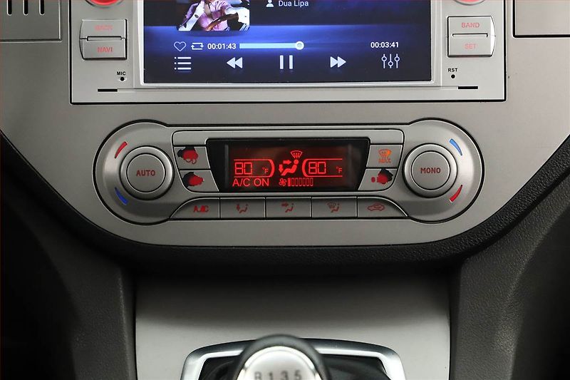 Ford Kuga (2009) 2.0 TDCi, Tempomat - fotka 11 z 18