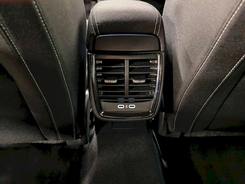 Škoda Kamiq (2025) 1.5 TSI 110 kW DSG Monte Carlo - fotka 25 z 29